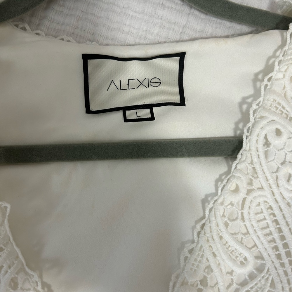 Alexis Lace Bell Sleeve Dress White - Size L - Picture 6 of 7